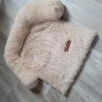 By Cee Cee Hondendeken Fluffy Beige S 75x75cm NIEUW, Dieren en Toebehoren, Hondenmanden, Ophalen of Verzenden, Nieuw