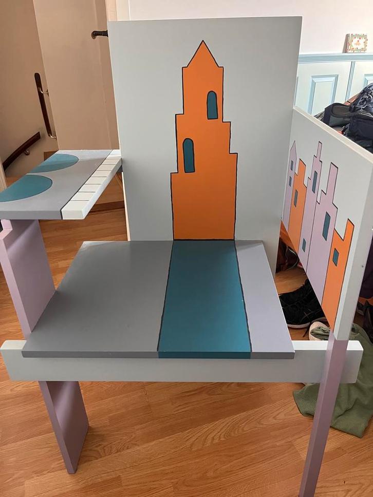 ‘Rietveld’ stoel in thema Utrecht, Huis en Inrichting, Stoelen, Zo goed als nieuw, Eén, Hout, Blauw, Ophalen