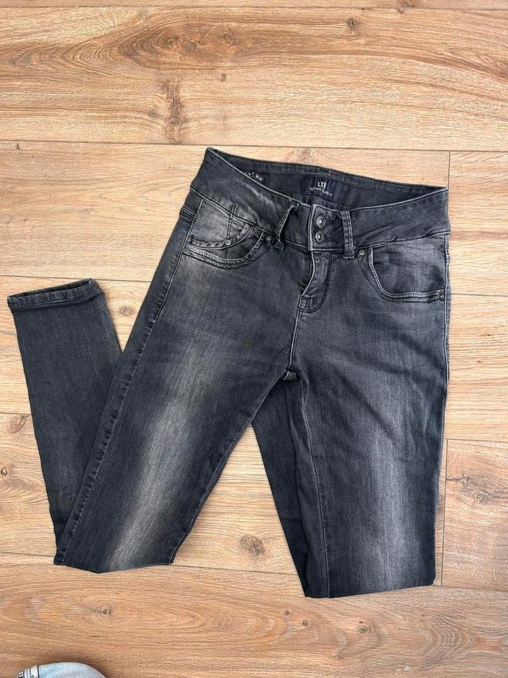 LTB “Molly” High Waist Slim Jeans – W26/L32 Merk: LTB, Kleding | Heren, Spijkerbroeken en Jeans, Zo goed als nieuw, W32 (confectie 46) of kleiner