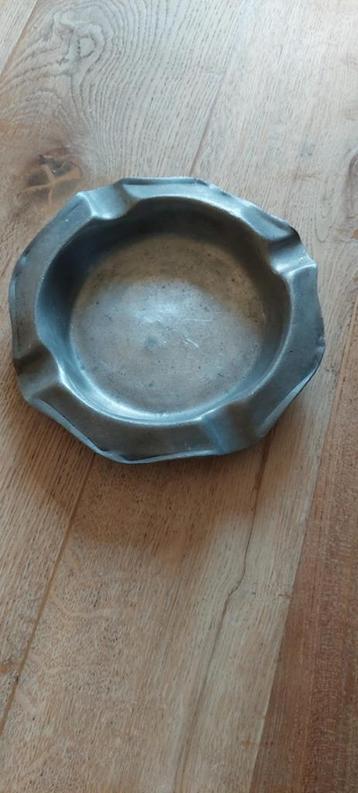 Vintage tinnen(92%) asbak ø18,5 cm beschikbaar voor biedingen