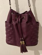Tasje uit usa  Burgundy, Ophalen, Zo goed als nieuw, Paars, Schoudertasje