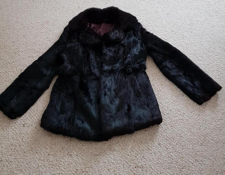 Super leuk kort bontjasje, Kleding | Dames, Jassen | Winter, Zo goed als nieuw, Maat 38/40 (M), Zwart, Ophalen of Verzenden