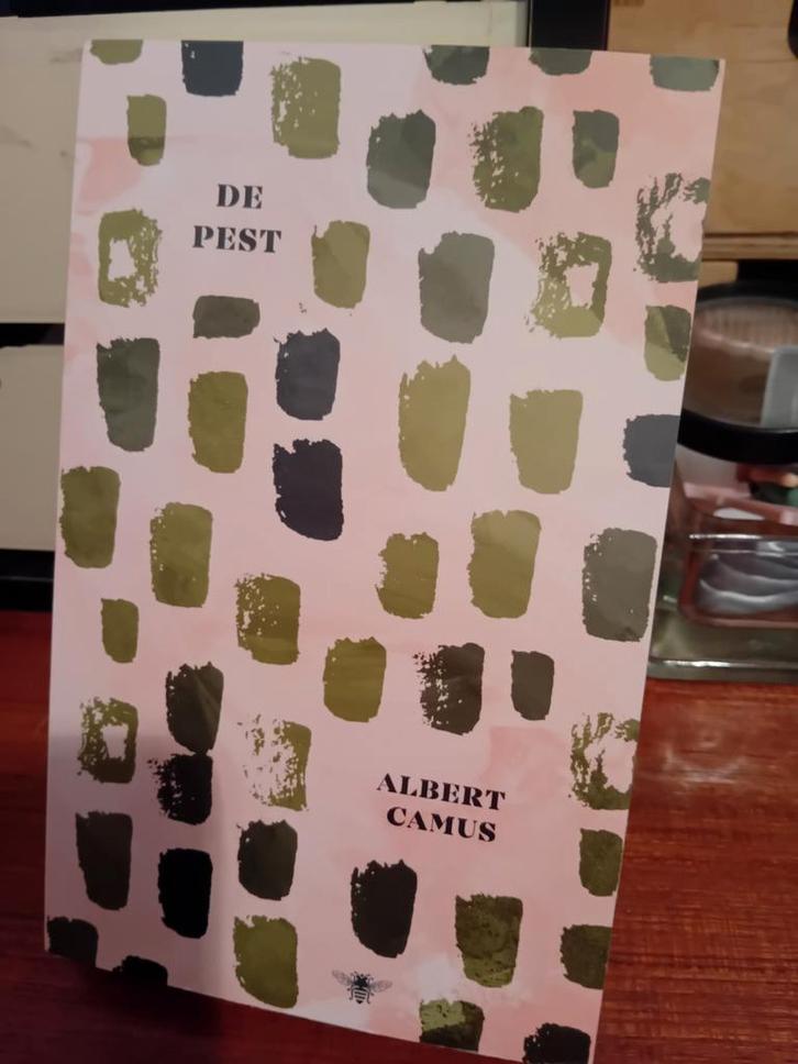 Albert Camus - De pest, Boeken, Literatuur, Zo goed als nieuw, Verzenden