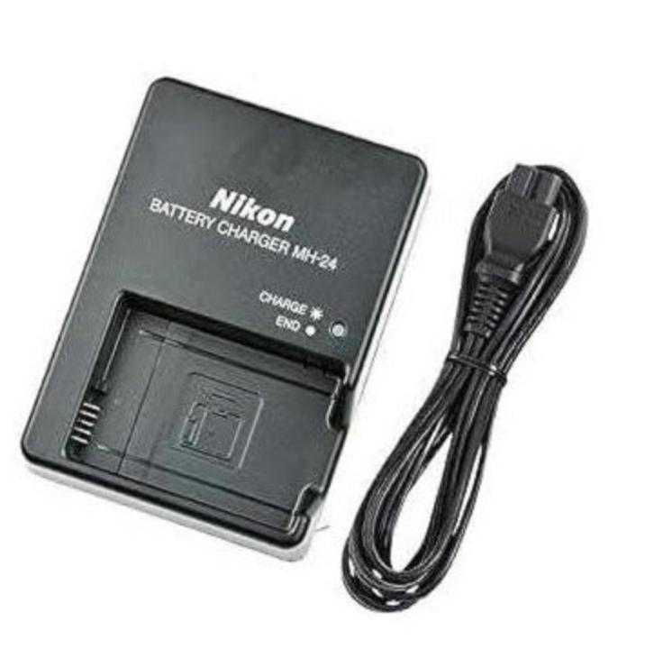 NIKON MH-24 voor EN-EL14 accu's, Audio, Tv en Foto, Fotografie | Accu's en Batterijen, Zo goed als nieuw, Ophalen of Verzenden