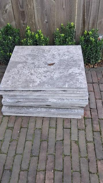 Hardsteen terrastegels	 beschikbaar voor biedingen