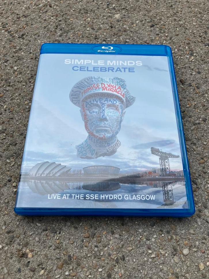 Simple Minds Celebrate Live at the SSE Hydro Glasgow, Cd's en Dvd's, Blu-ray, Zo goed als nieuw, Ophalen of Verzenden