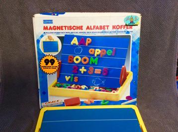 ABC magnetisch bord in koffer, groot model in originele doos beschikbaar voor biedingen