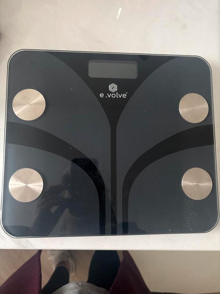 e.volve Smart Weegschaal, Witgoed en Apparatuur, Weegschalen, Nieuw, Digitaal, Personenweegschaal, 1 tot 500 gram, 100 kg of meer