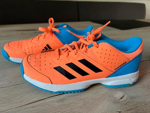 Adidas zaalhockey/ zaal schoenen als nieuw maat 36 (US4), Sport en Fitness, Hockey, Zo goed als nieuw, Schoenen, Ophalen of Verzenden