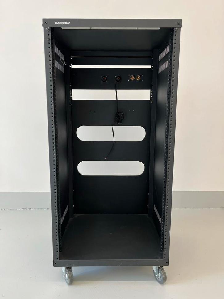 Samson 19" Rack - Professionele Apparatuur Behuizing, Audio, Tv en Foto, Professionele Audio-, Tv- en Video-apparatuur, Gebruikt