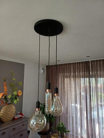 Hanglamp beschikbaar voor biedingen