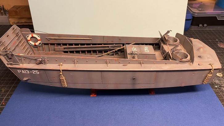 Italeri LCVP 1:35 gebouwd, Hobby en Vrije tijd, Modelbouw | Boten en Schepen, Zo goed als nieuw, 1:32 tot 1:50, Italeri, Ophalen of Verzenden