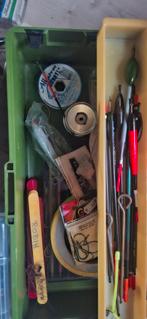 Viskoffer met veel benodigdheden, Watersport en Boten, Hengelsport | Algemeen, Ophalen, Gebruikt