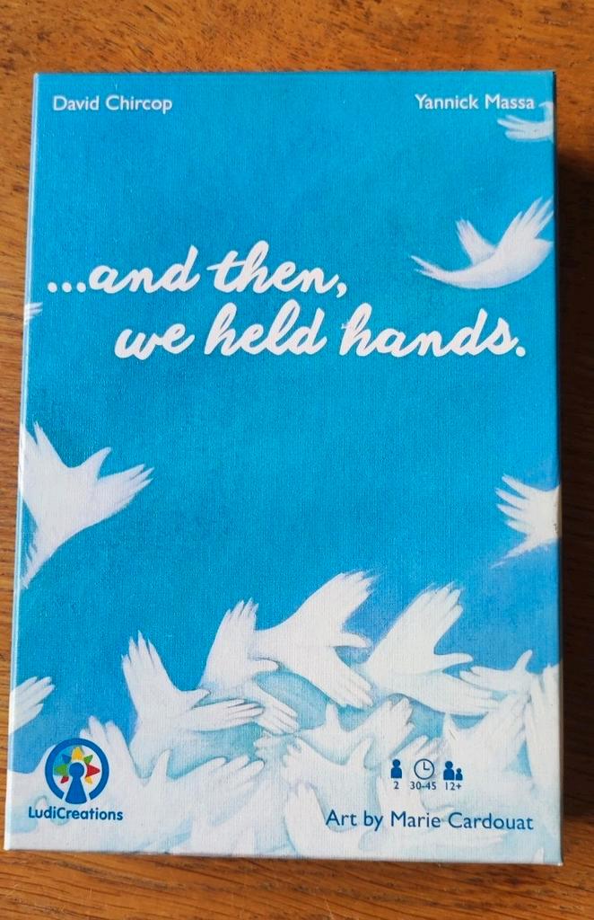 ...And then, we held hands. l Bordspel l 2 spelers l 12+, Hobby en Vrije tijd, Gezelschapsspellen | Kaartspellen, Zo goed als nieuw