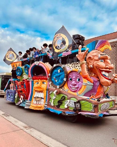 Carnavalswagen TE HUUR, Hobby en Vrije tijd, Feestartikelen, Zo goed als nieuw, Overige typen, Overige, Ophalen of Verzenden
