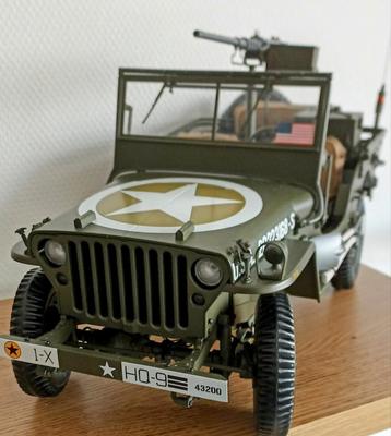 Willy Jeep Hachette  beschikbaar voor biedingen