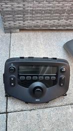 Originele radio voor Citroen Peugeot toyota augo c1 108, Auto diversen, Autoradio's, Ophalen, Zo goed als nieuw