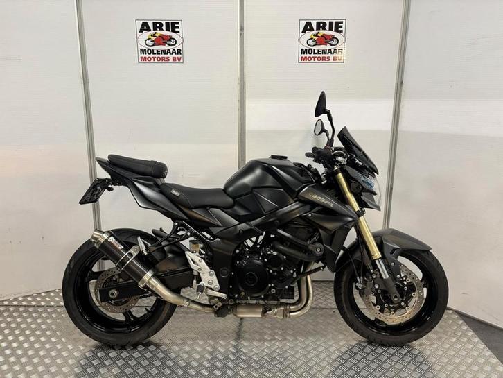 Suzuki GSR 750 (bj 2016), Motoren, Motoren | Suzuki, Bedrijf, Naked bike, meer dan 35 kW, 4 cilinders, Motorrijbewijs A