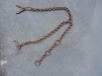 antieke gereedschap / ketting beschikbaar voor biedingen