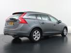 Volvo V60 1.5 T3 Summum Automaat Navigatie Stoelverwarming, Auto's, Volvo, Euro 6, 4 cilinders, LED verlichting, Leder