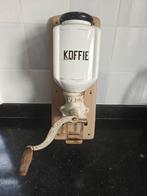 Fraaie antieke koffiemolen, Pe.De oud wit, Antiek en Kunst, Antiek | Keukenbenodigdheden, Ophalen of Verzenden