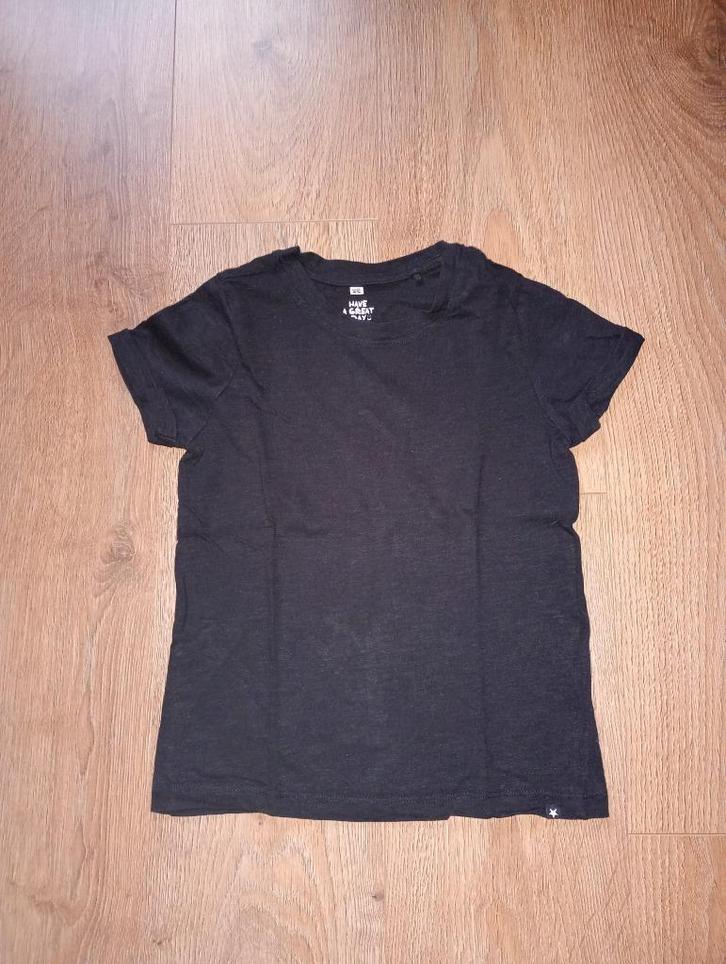 Mooi zwart T shirt mt 134/140, Kinderen en Baby's, Kinderkleding | Maat 134, Zo goed als nieuw, Meisje, Shirt of Longsleeve, Ophalen of Verzenden