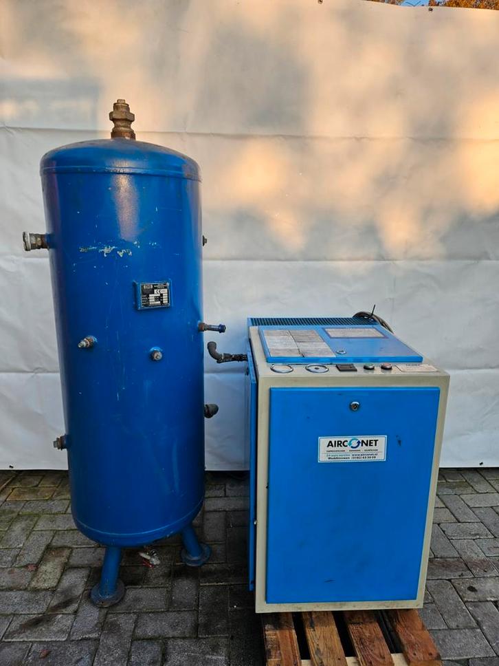 Creemers Schroefcompressor 7.5kw 1000 l/min, Doe-het-zelf en Verbouw, Compressors, Gebruikt, 10 bar of meer, 100 liter of meer