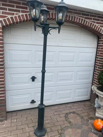 Klassieke lantaarnpaal lantaarns palen beschikbaar voor biedingen