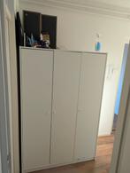 Witte kledingkast met 3 deuren, Huis en Inrichting, Kasten | Kledingkasten, Ophalen, Overige materialen, 100 tot 150 cm, Met hangruimte