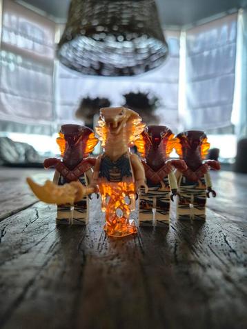 Ninjago Minifiguren  beschikbaar voor biedingen