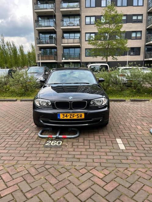 BMW 1-Serie (e87) 1.6 I 116 3DR 2008 Zwart, Auto's, BMW, Particulier, 1-Serie, Benzine, B, Hatchback, Handgeschakeld, Origineel Nederlands