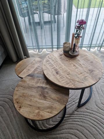 Set van 3 bijzettafels - 2 jaar oud beschikbaar voor biedingen