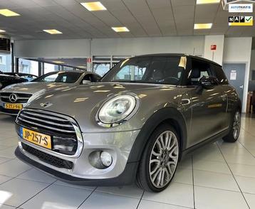 Mini Mini 1.5 Cooper Chili Business/Panoramadak/NAP/Leder/Al beschikbaar voor biedingen