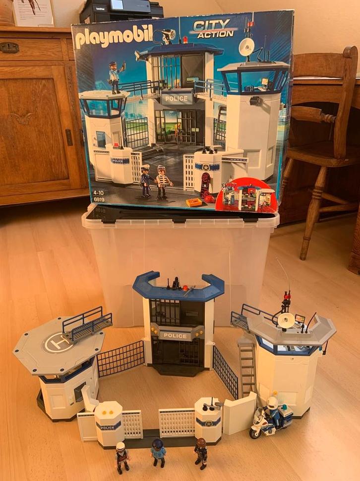 PLAYMOBIL City Action Politiebureau 6919, Kinderen en Baby's, Speelgoed | Playmobil, Zo goed als nieuw, Ophalen