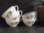 Vintage retro servies  ARCOPAL FRANCE FRUIT kom soepkom thee, Ophalen of Verzenden, Nieuw, Overige stijlen, Kom(men)