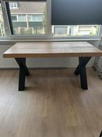 Massief houten eettafel met metalen kruispoot, Huis en Inrichting, Tafels | Eettafels, Ophalen, Eikenhout, 50 tot 100 cm, Zo goed als nieuw