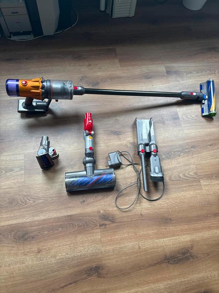 Dyson V12 Detect Slim Absolute Stofzuiger, Witgoed en Apparatuur, Stofzuigers, Zo goed als nieuw, Stofzuiger, Minder dan 1200 watt