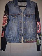 Desigual spijkerjasje zgan 40/42 stretch, Blauw, Maat 42/44 (L), Ophalen of Verzenden, Zo goed als nieuw