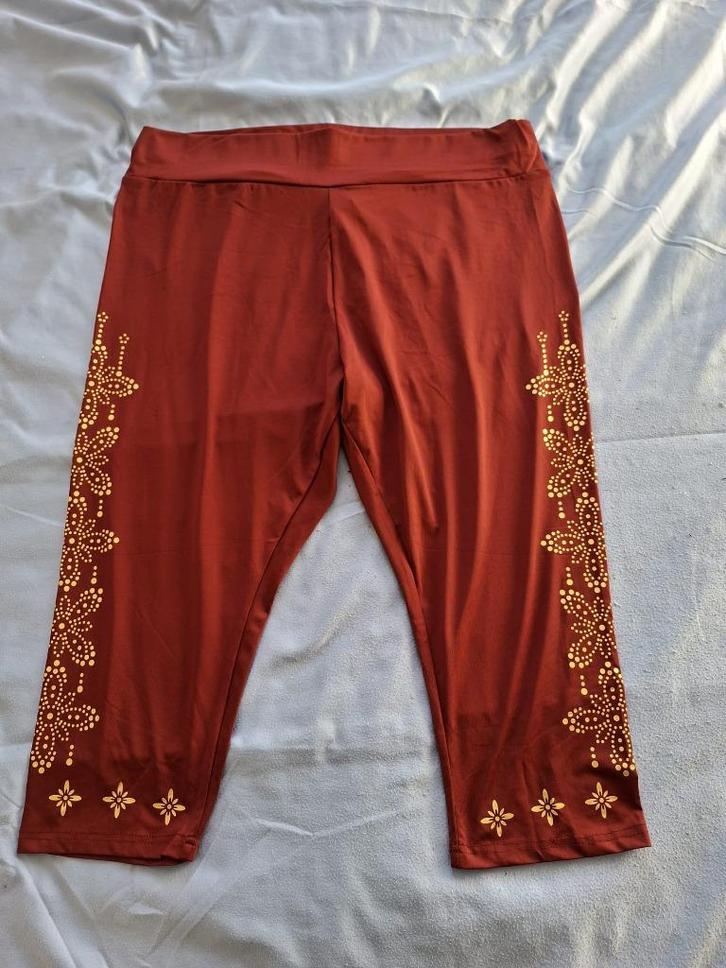 Bordeaux-rode driekwart legging maat 2XL !!, Kleding | Dames, Leggings, Maillots en Panty's, Zo goed als nieuw, Legging, Rood