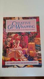 Creative gift wrapping - Philippa Kirby & Richard Kollath, Ophalen of Verzenden, Zo goed als nieuw, Overige onderwerpen, Philippa Kirby & Richard Kollath