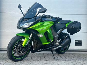 INRUILKOOPJE: Kawasaki Z1000SX ABS 2011 Met 67DKM Top Staat