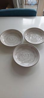 Pasta pastabord pastakom Ceramica Ternana Italy 3x, Gebruikt, Keramiek, Ophalen of Verzenden, Bord(en)