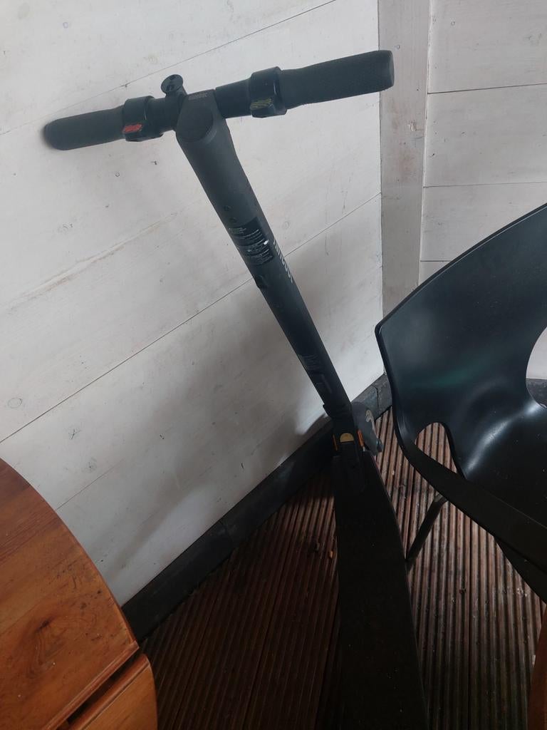 Ninebot Kickscooter E22E Elektrische Step, Fietsen en Brommers, Snorfietsen en Snorscooters, Gebruikt, Overige merken, Elektrisch