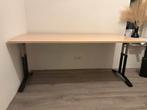 Bureau, Huis en Inrichting, Bureaus, Ophalen, In hoogte verstelbaar, Zo goed als nieuw, Bureau