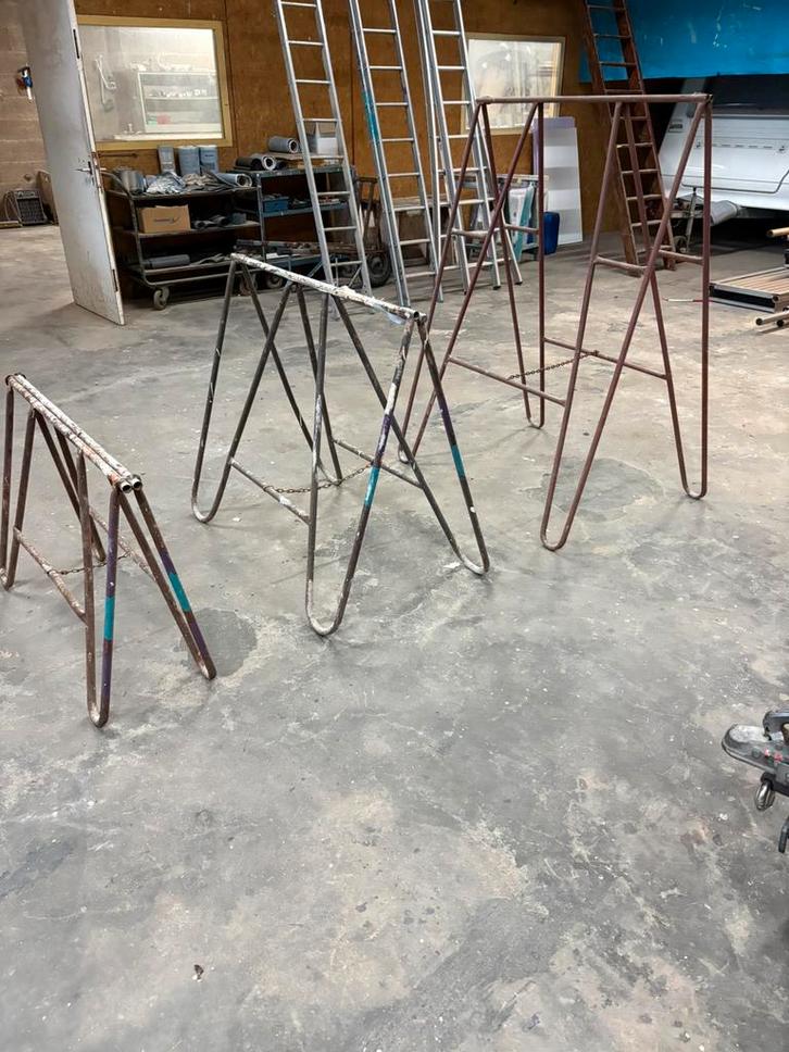 25 stuks schragen in diversen hoogtes, Doe-het-zelf en Verbouw, Steigers, Zo goed als nieuw, Overige typen, Minder dan 2 meter