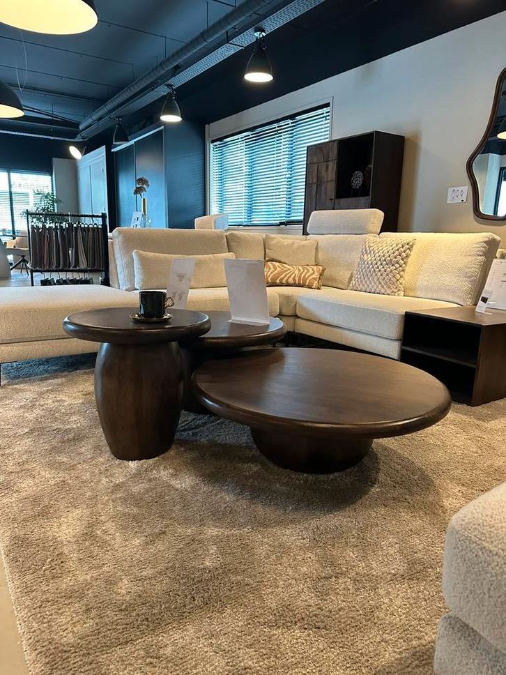 Salontafel rond Walnoot bruin | bijzettafel walnoot bruin, Huis en Inrichting, Woonaccessoires | Overige, Nieuw, Ophalen of Verzenden