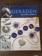 Boek sieraden technieken Anastasia Young, Boeken, Ophalen of Verzenden, Zo goed als nieuw, Tekenen en Schilderen, Anastasia Young
