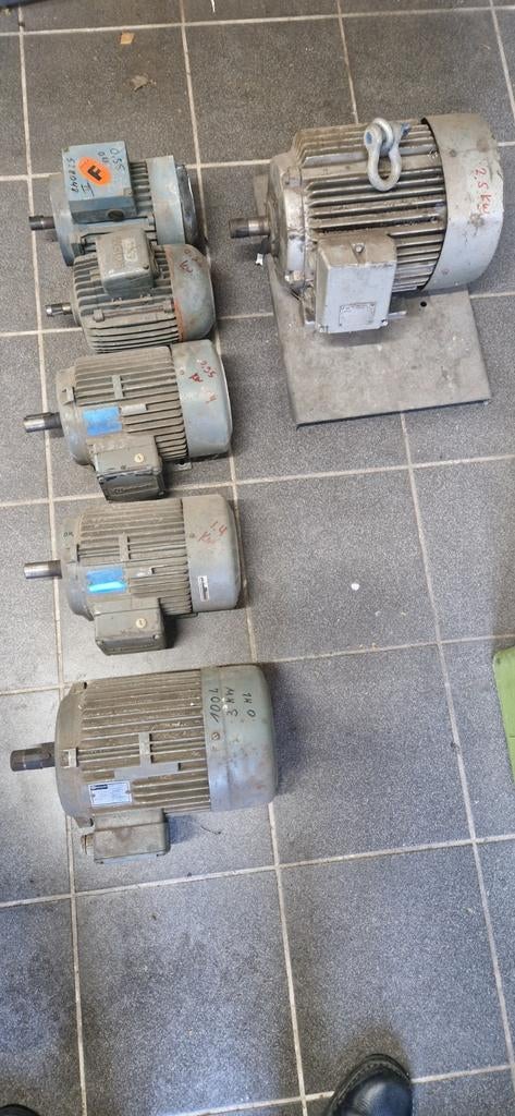 Electro motoren, Ophalen