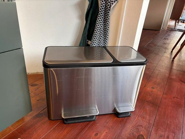 Dubbele EKO Prullenbak - Afvalscheiding, Huis en Inrichting, Woonaccessoires | Prullenbakken, Gebruikt, Rvs, Minder dan 50 cm