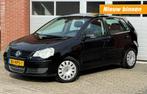 Volkswagen POLO 1.4-16V / AIRCO / STUURBEKR / CRUISE CONTROL, Auto's, Volkswagen, Voorwielaandrijving, 4 cilinders, Zwart, Bedrijf